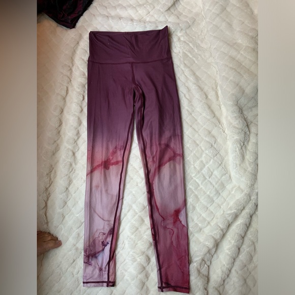 SOL & MANE Cora Marbled Mauve Full Legging size Small - Picture 2 of 3